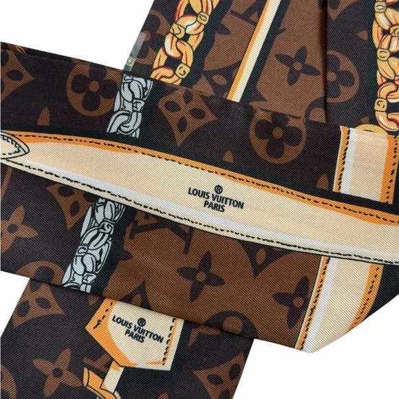 Louis Vuitton Brown and Tan Monogram Scarf - Picture 2 of 3
